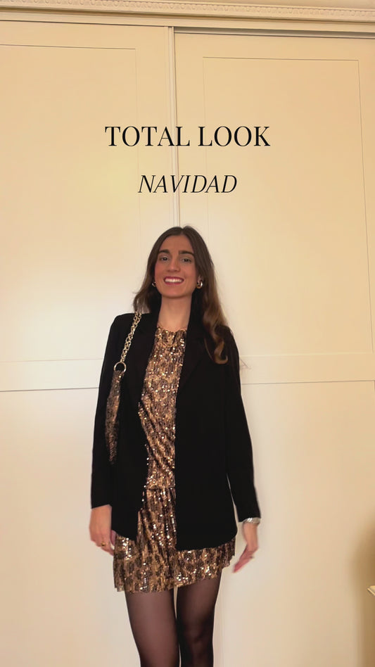 Total look city lights